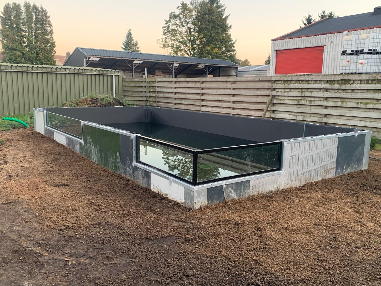 Vijverbouw Bovensmilde, foto 1