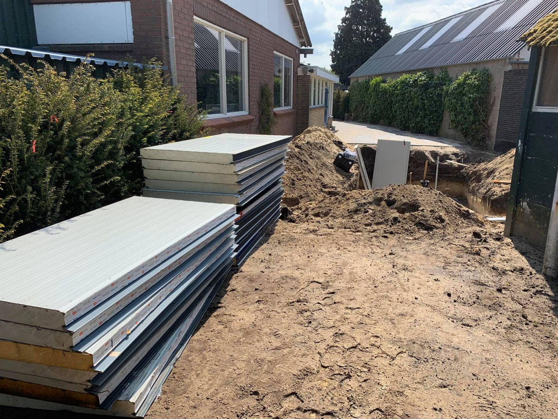 Vijvers bouwen met sandwichpanelen is duurzaam, snel en isolerend, foto 3